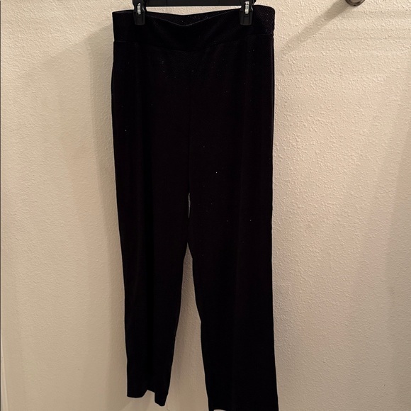 Anne Klein Black and White Garment - Picture 1 of 4